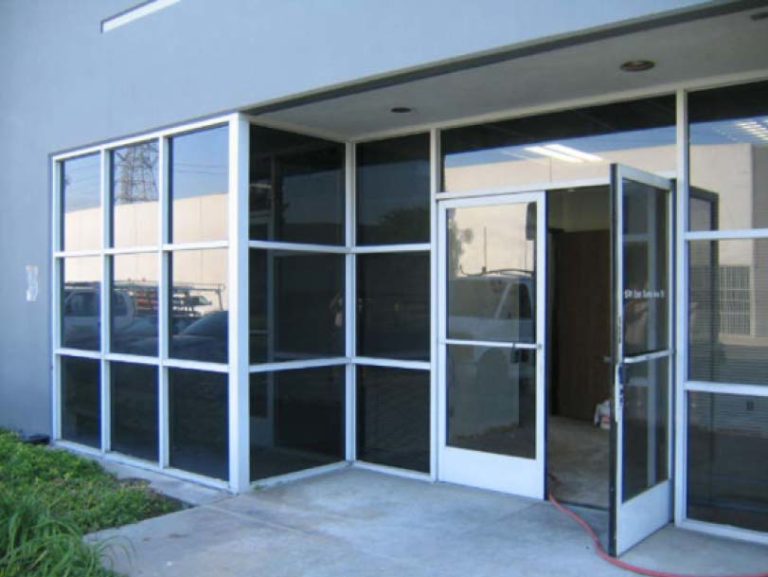 Joeys Glass - Commercial Storefront Glass