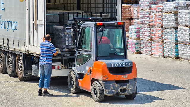 forklift needs Baytown windshield repair