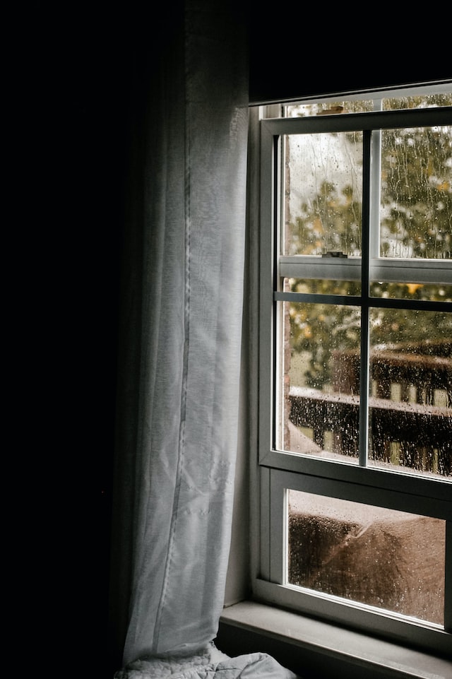 Window during rain storm needs Baytown window repair